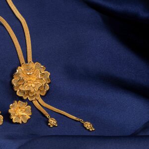 Gold Pendant 3