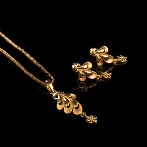 Gold Pendant 7
