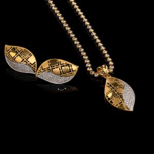 Gold Pendant 12