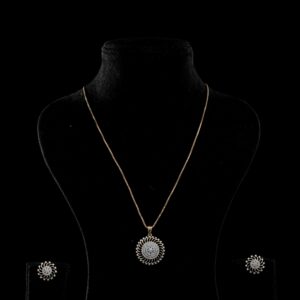 Diamond Pendant 10